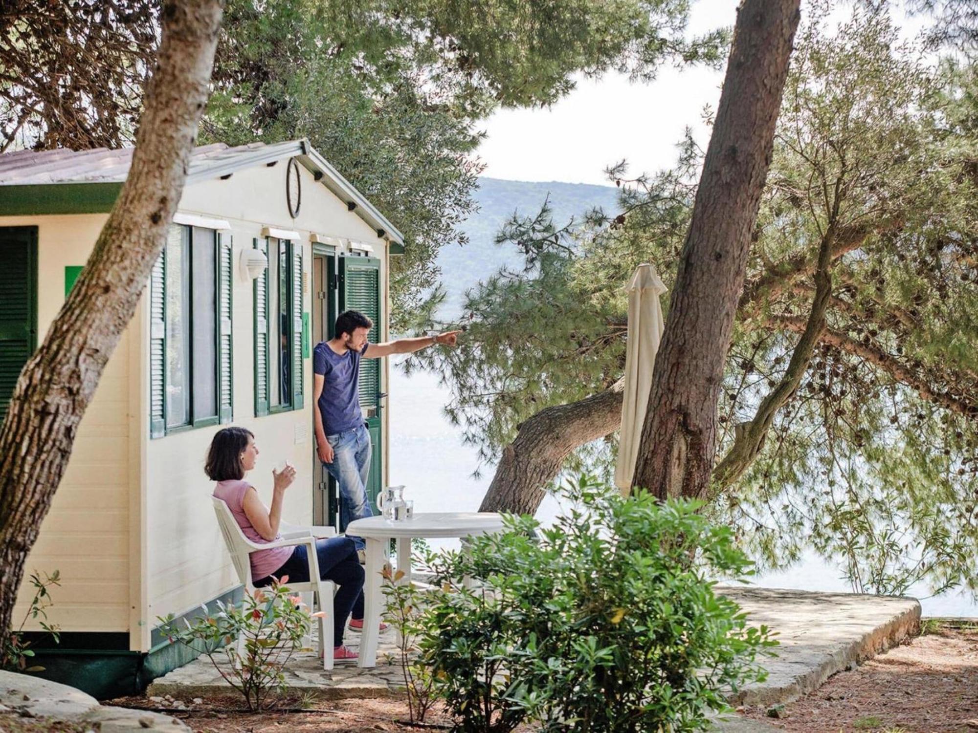 Mobile Homes In Camp Kovacine, Cres, With Long Pebble Beach Luaran gambar
